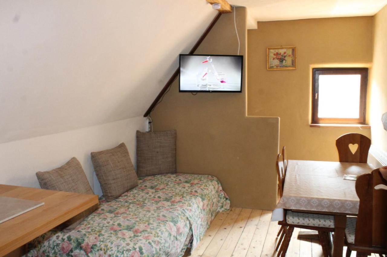 Feriengut Zum Trinkstorch Apartman Leinsweiler Kültér fotó